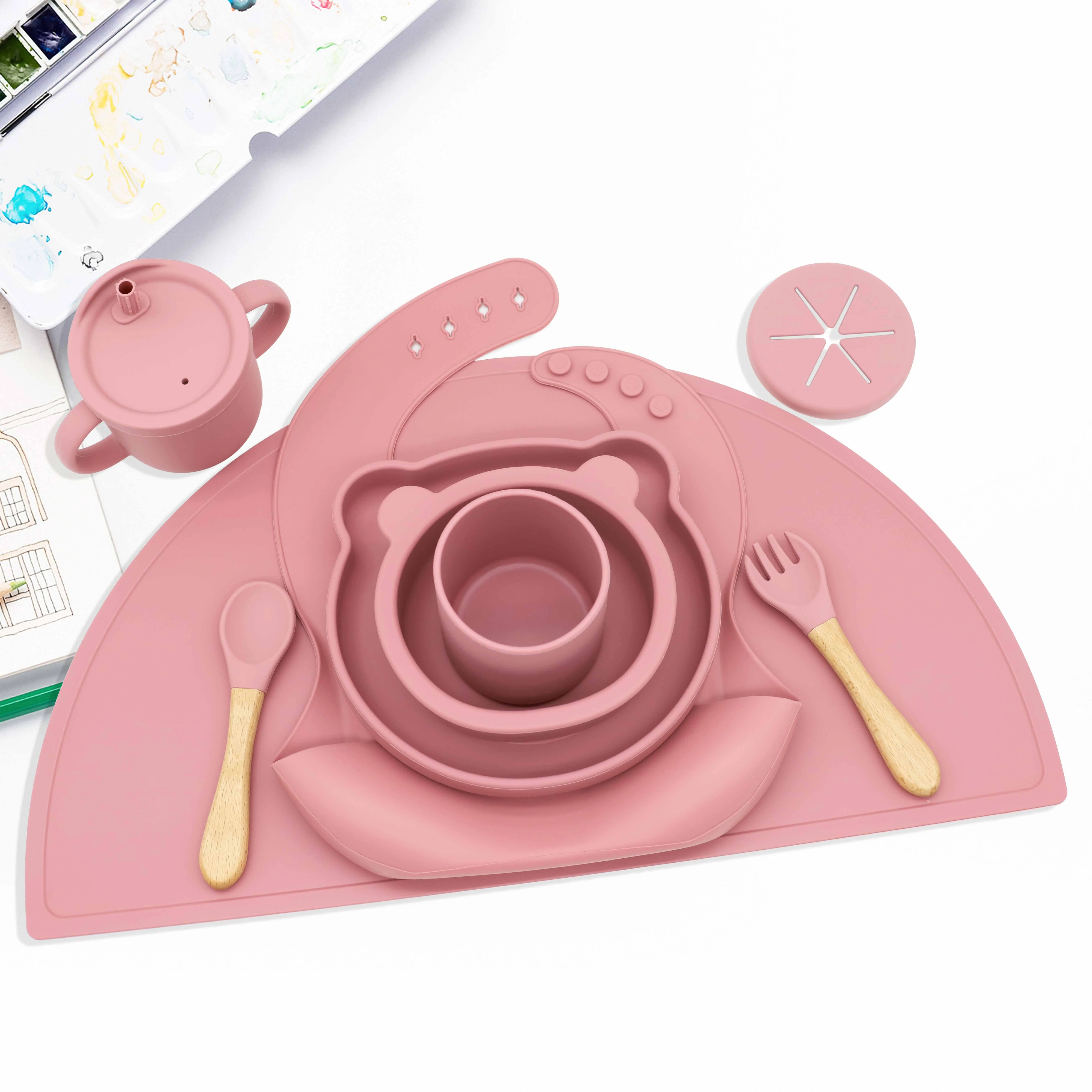 Wholesale BPA Free Eco-friendly Colorful Tableware Silicone Baby Feeding Suction Bowl With Spoon
