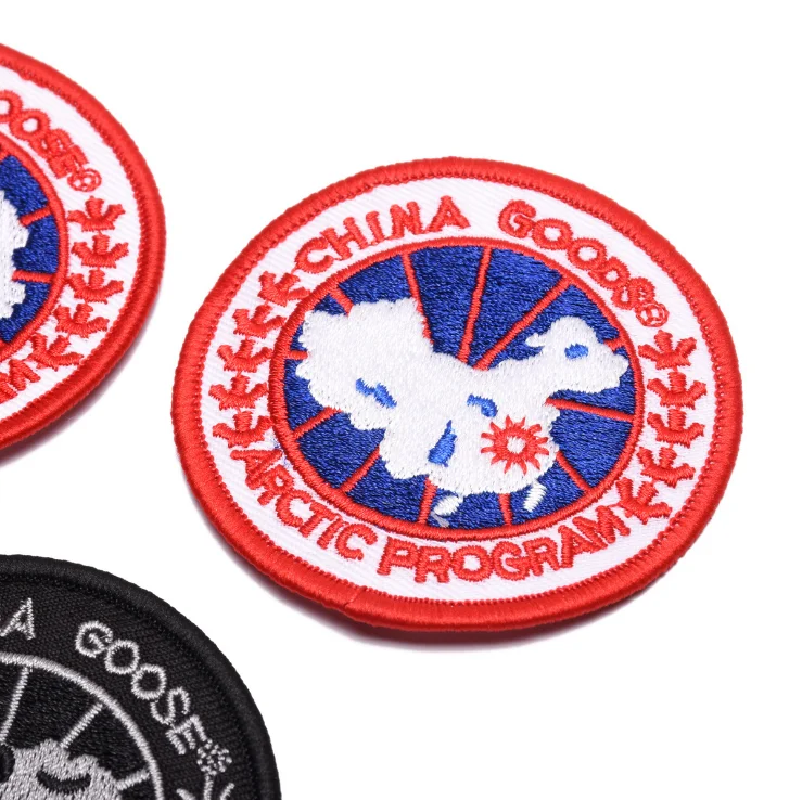 
Merrow border custom embroidered iron on logo patches for clothing 