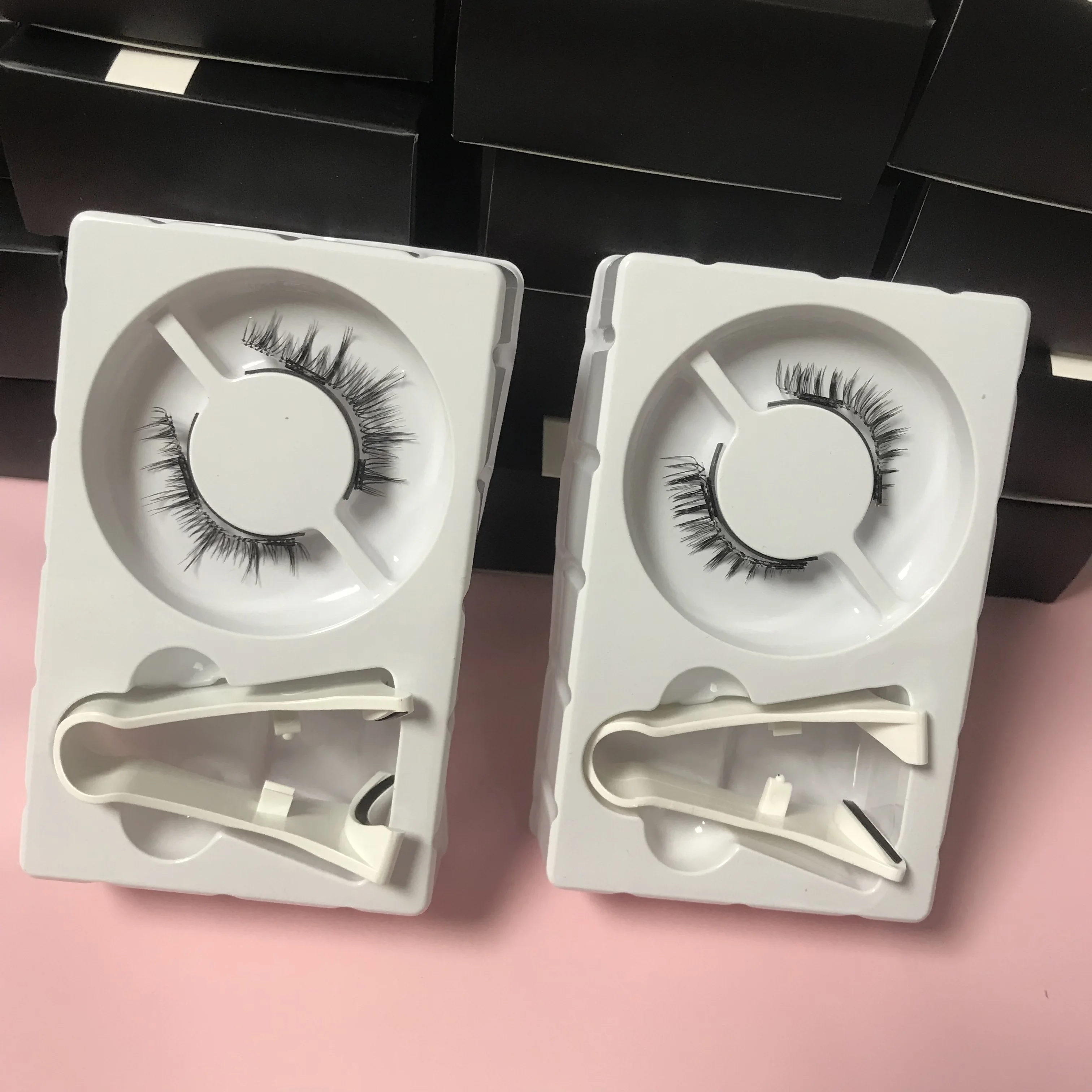 Wholesale eye lashes magnetic private label silk 3d faux mink 5d magnetic lashes soft no glue Quantum magnets Magnetic Eyelashes