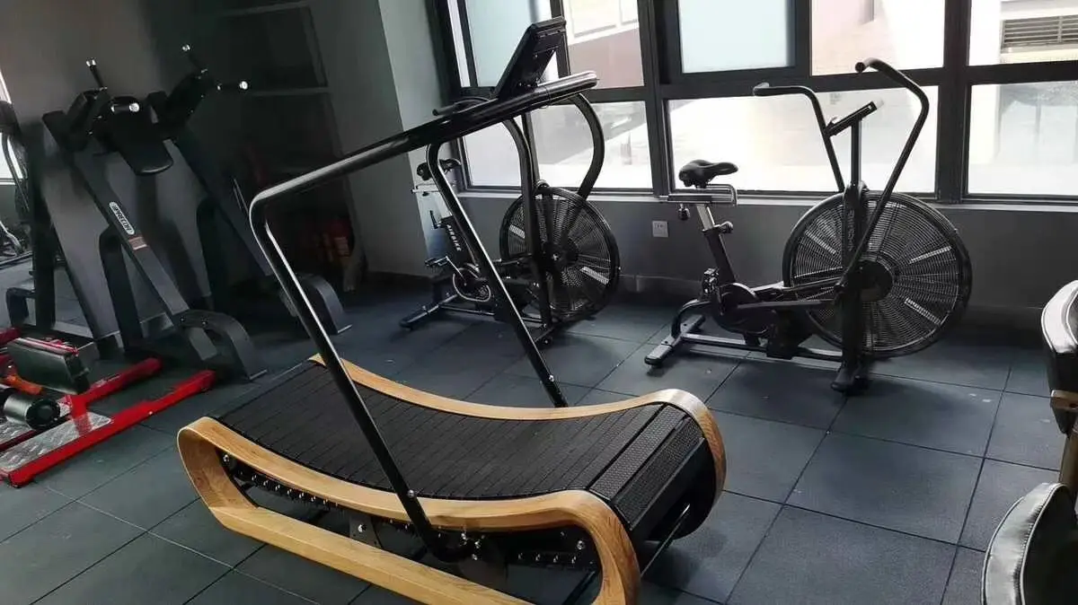Wholesale Professional Gym Equipment Cardio Training Wooden Unpowered Curved Treadmill Running Machine