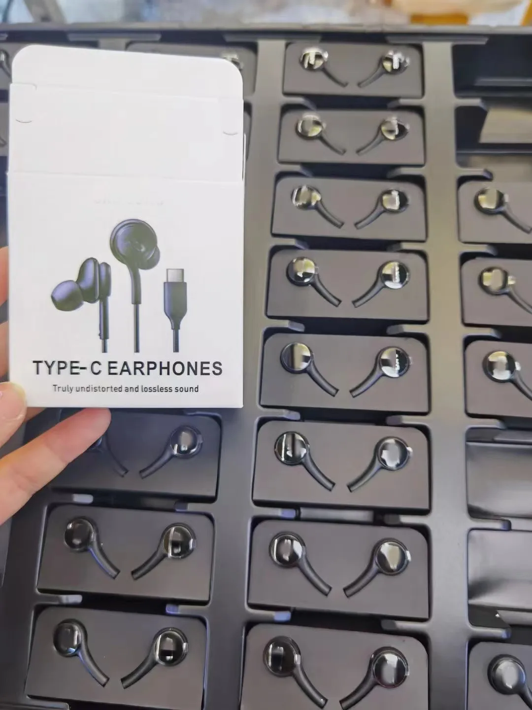 Factory New Arrivals HandsFree In ear Wired Type c Earphone Headphones for Samsung S20/S21/Note10