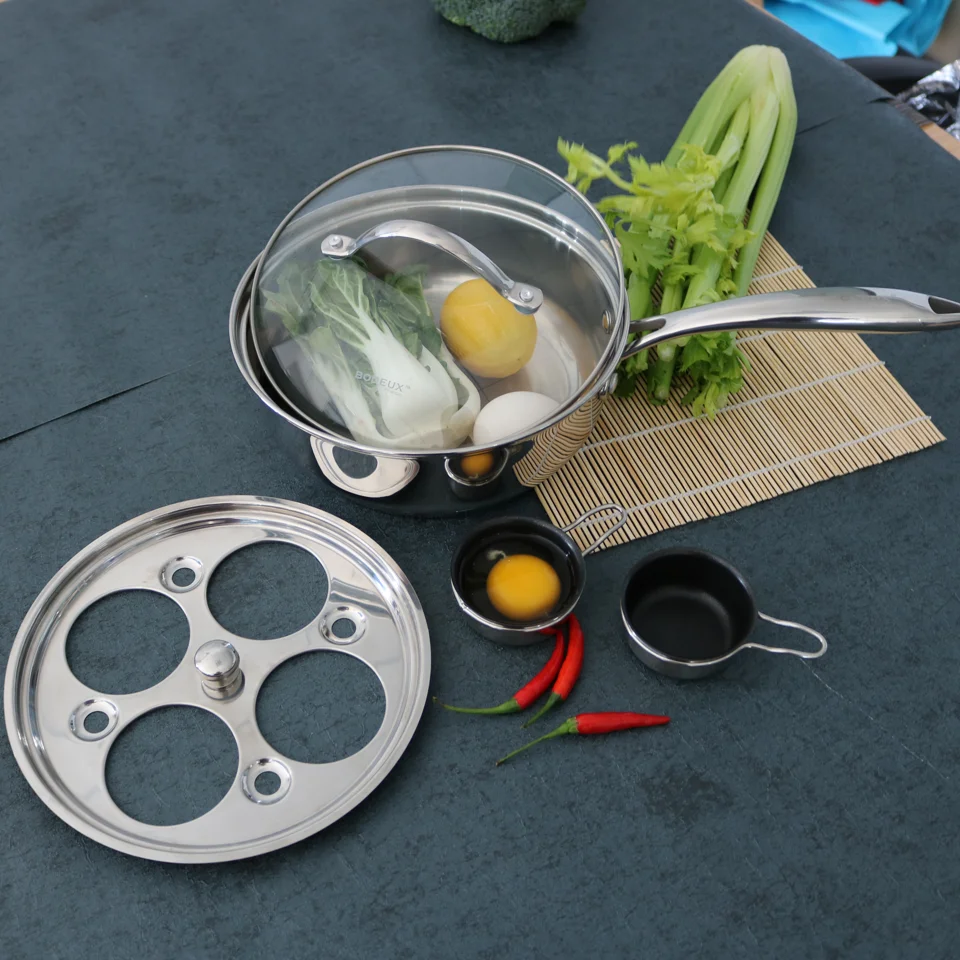 Egg Poacher Pan 4-Cup Non Stick Stainless Steel Tray Non-stick Egg Poacher Stainless Steel Fry Pan with Glass Lid
