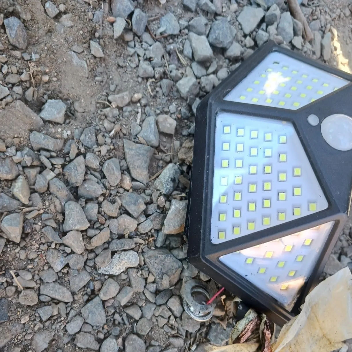 IP65 Waterproof home led solar light PIR motion sensor Outdoor lamp solar security wall light 100 led Solar Lights