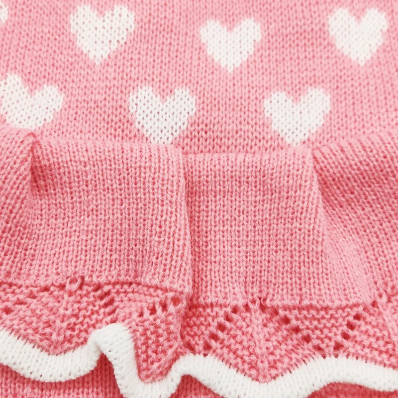 Fashionable Low price cute Pet Dog Dress sweater Luxury outdoor indoor pets sweaters Pullover clothes