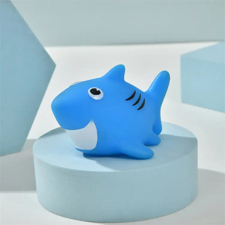 Custom Animals Shaped Kids Rubber Bath Toys DIY Bathroom Shower Toy Mini Rubber Spraying Shark Toy