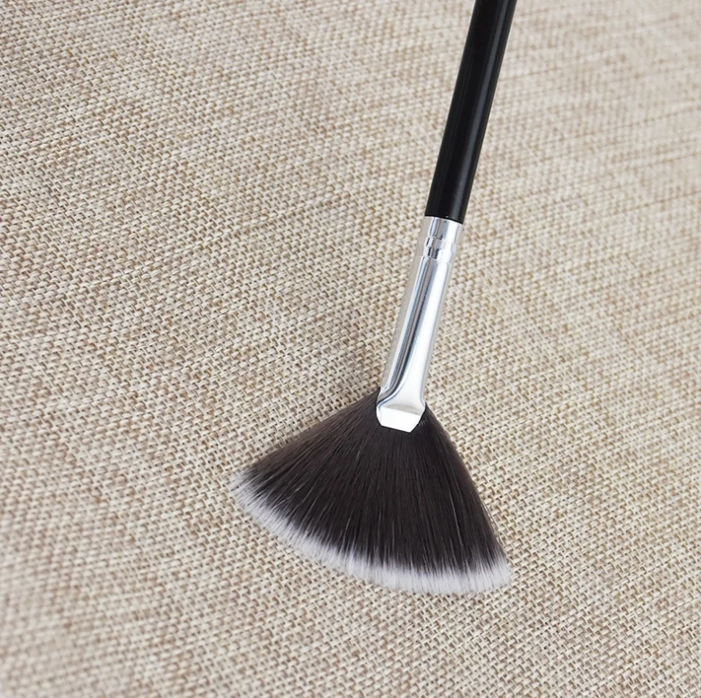 New single long handle fiber hair makeup brush US own brand fan paint beauty makeup tool