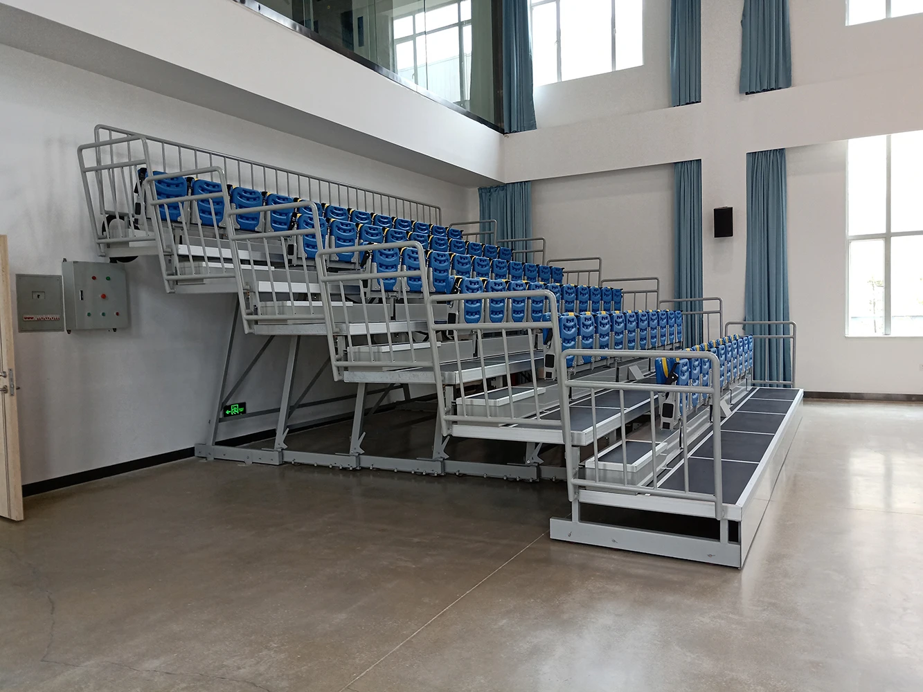 Factory Wholesale Telescopic Grandstand Stadium Retractable Seating