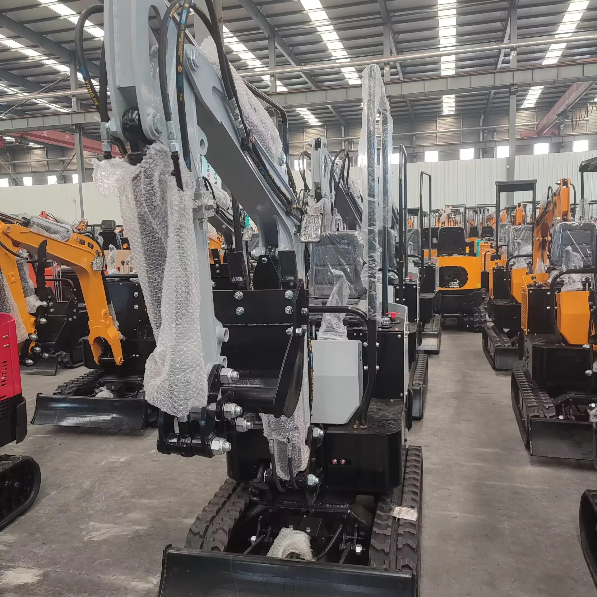 2024 Latest Model Excavator Accessories 200mm Narrow Bucket