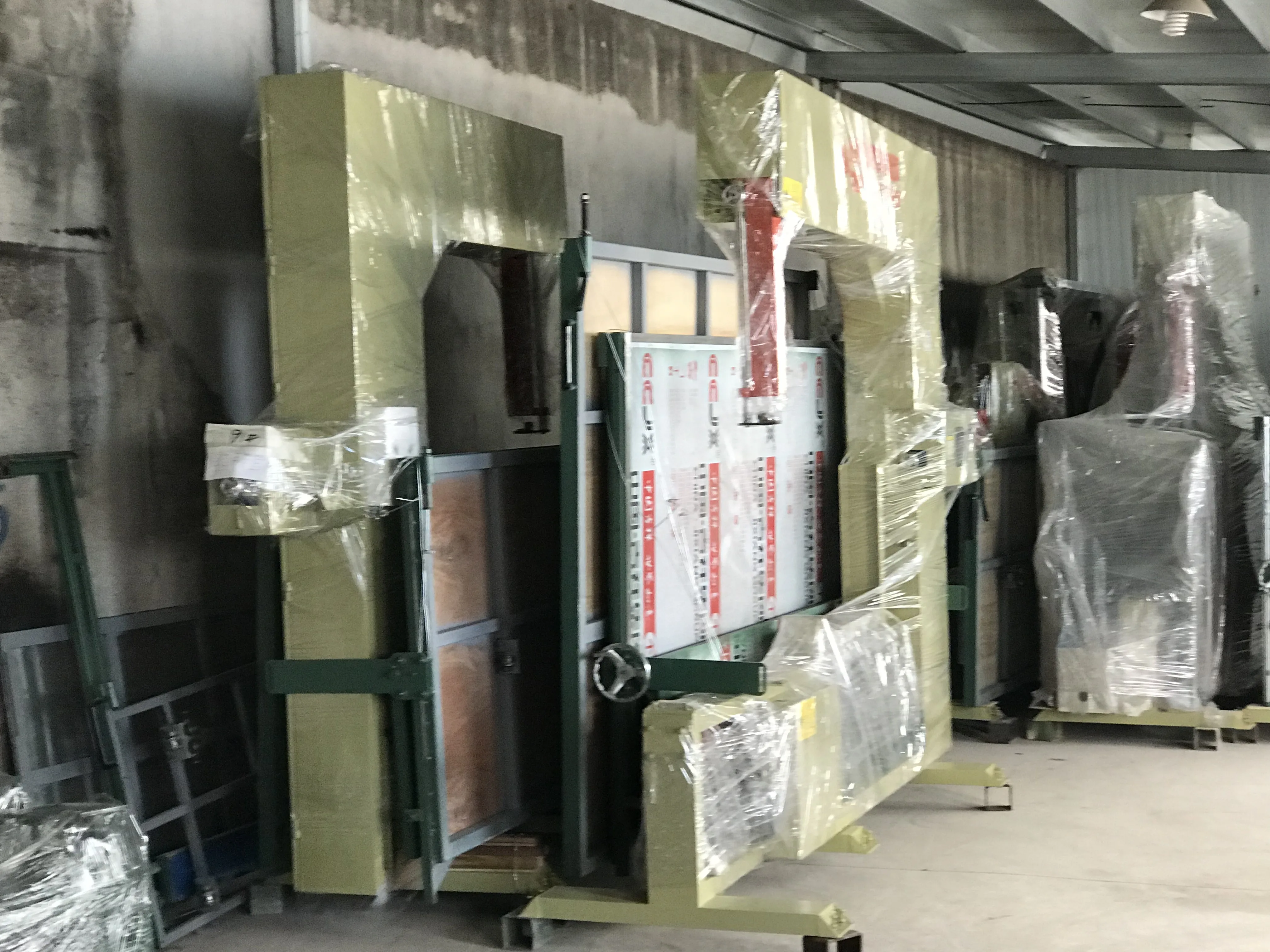 Многофункциональная Стабильная производительность передовая технология матрас пены резиновая машина для резки