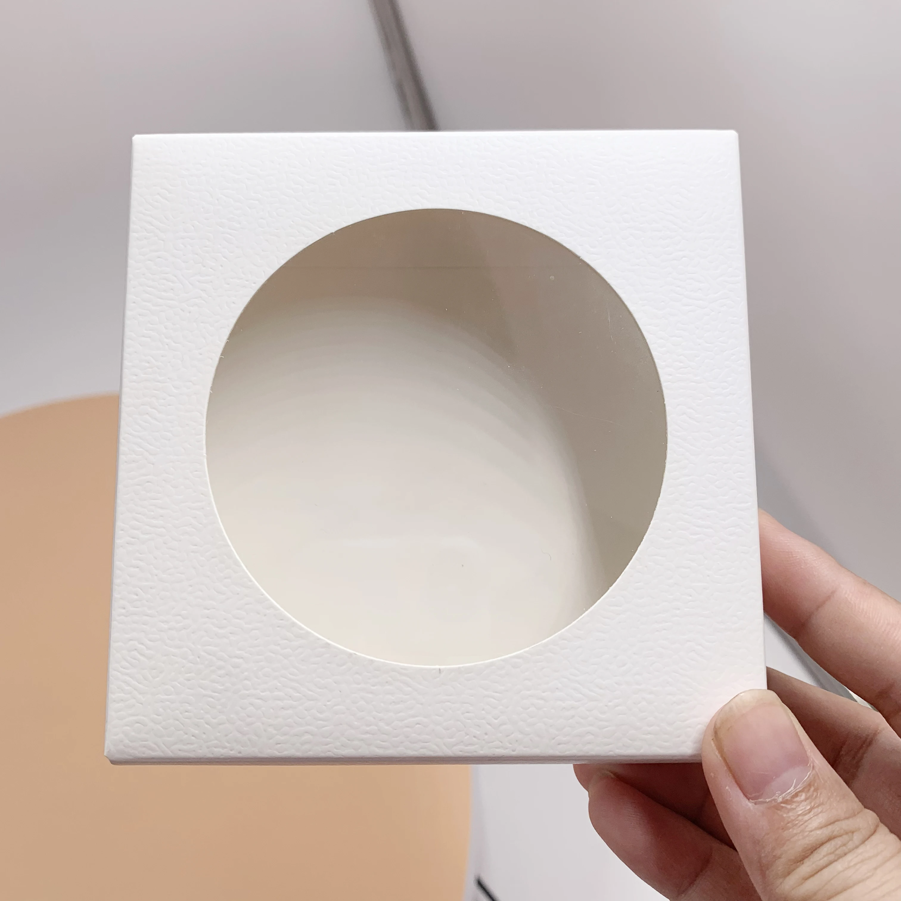 Eco-friendly textured small gift packaging ceramic plate  box custom paper boxes