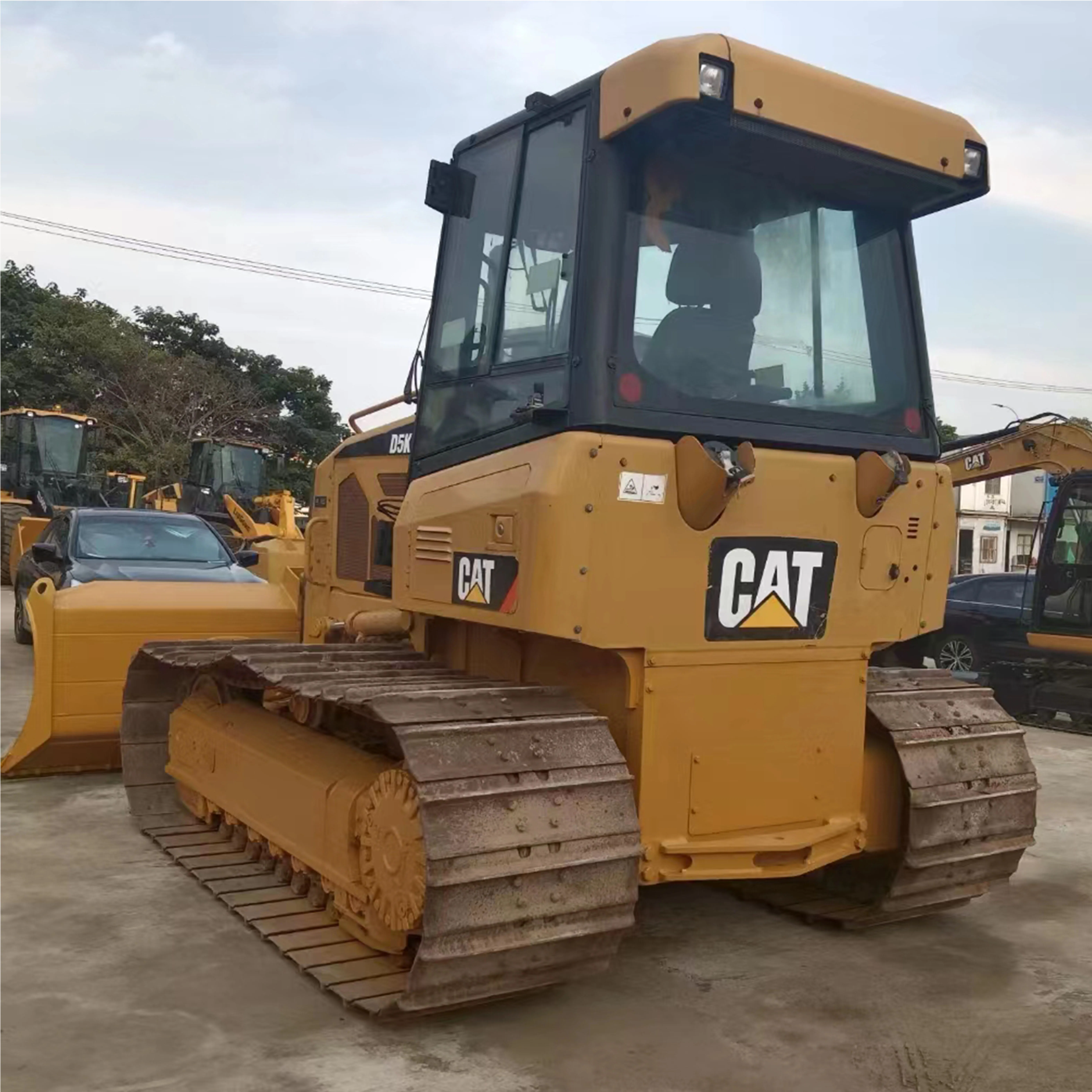 Землеройное оборудование гусеница d5k гусеничный бульдозер cat d5 модель бульдозера