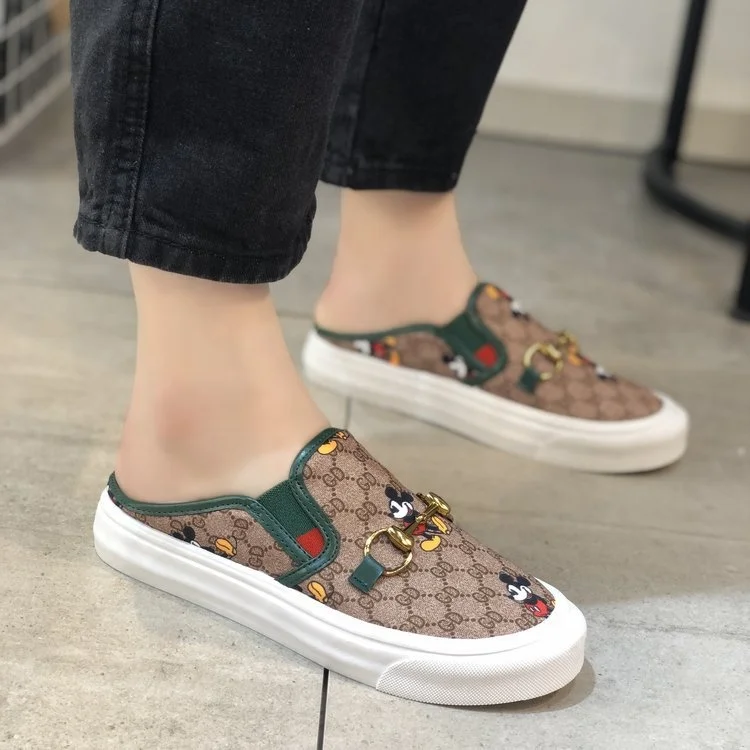 Latest Design Women Casual Lazy Shoes Close Toe Sandals Cartoon Pattern Flat Low Cut Canvas Shoes Metal Chain Slip-onShoes Women