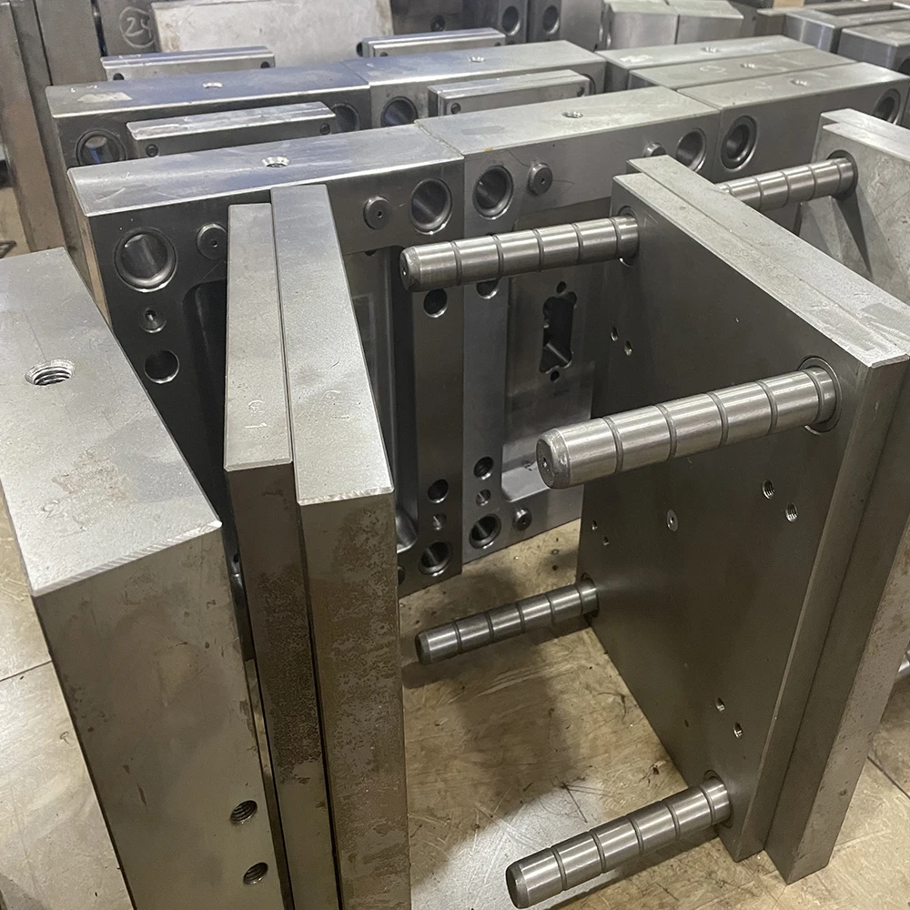 Китайский производитель профессиональный чехол для телефона форма литья под давлением OEM ODM пластиковые аксессуары