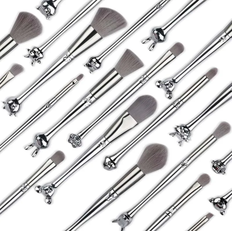 High quality private label newest 12pcs unique silver makeup brush cheap makeup brushes packaging bags makeup brush set