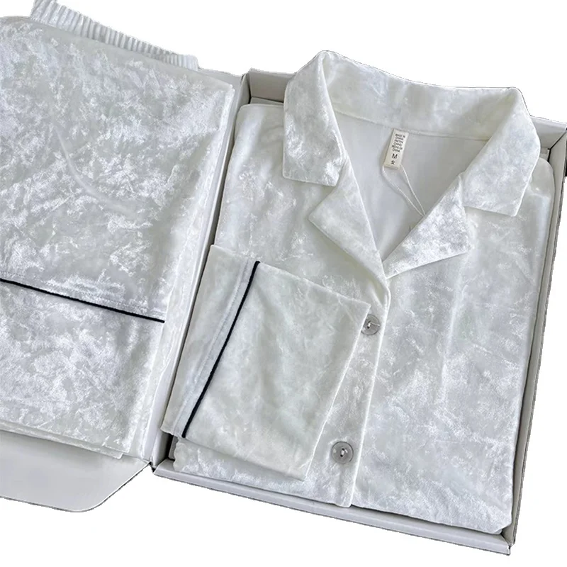 Manufacturer Custom Luxury Plus Size Sleep Wear 2 Piece Pyjamas Long Sleeve Silk Satin Velvet Pajamas Set For Women