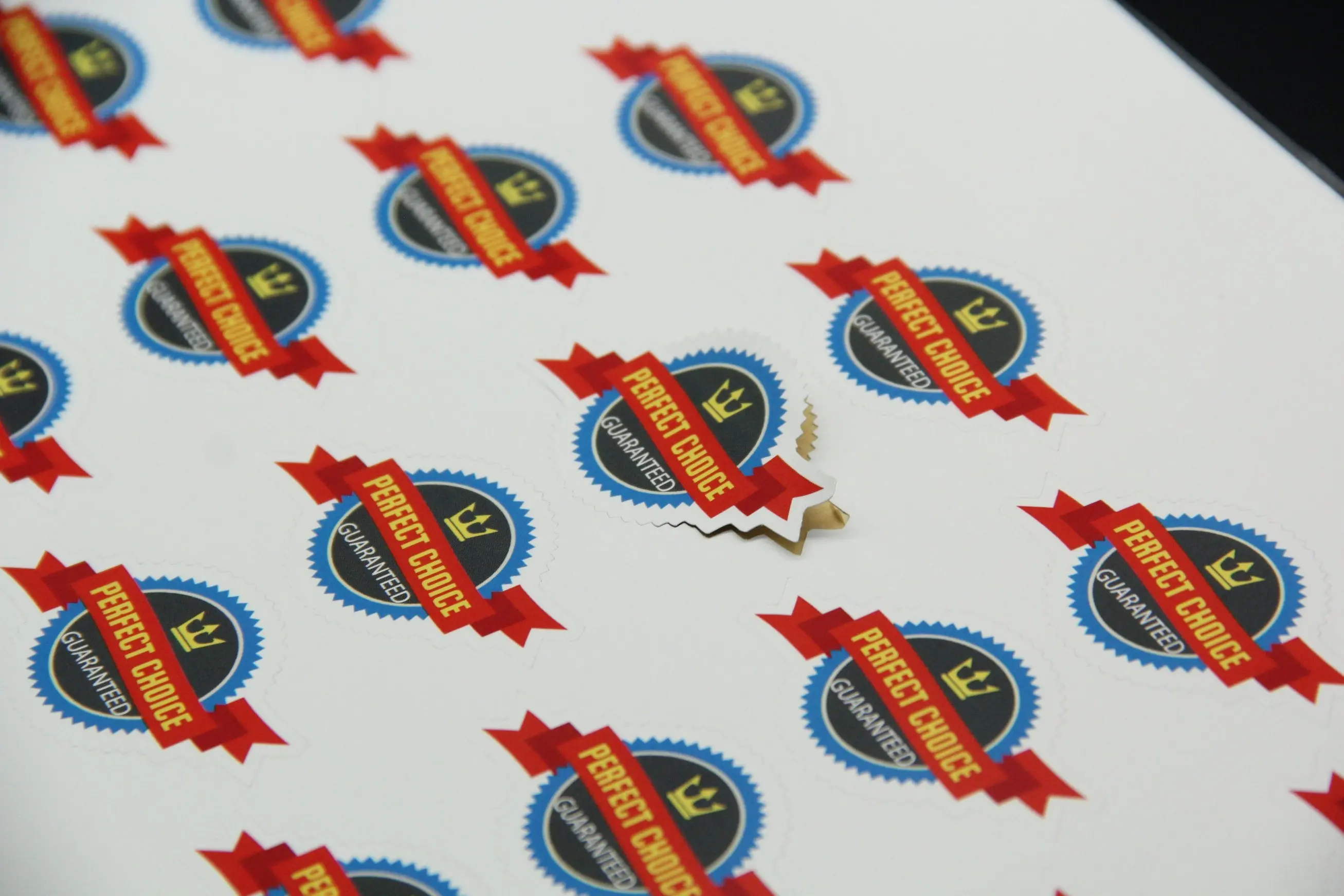 Настраиваемые различные формы виниловых стикеров устойчивых к липучкам и технологии мобильных телефонов самоклеящиеся прозрачные