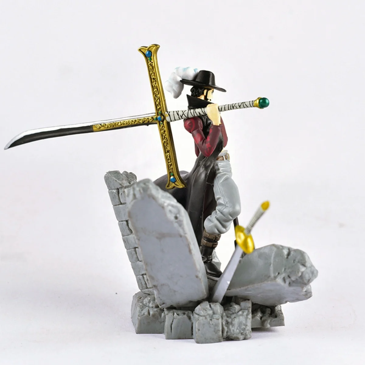 16cm One pieces Dracule Mihawk figure Character Model Toy Anime PVC Action Figures Collects Doll