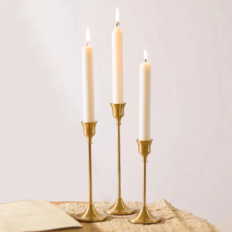 Factory Wholesale Luxury Round Bottom Fine Pole Metal Gold Candle Holder Decorative for Wedding Table Decor