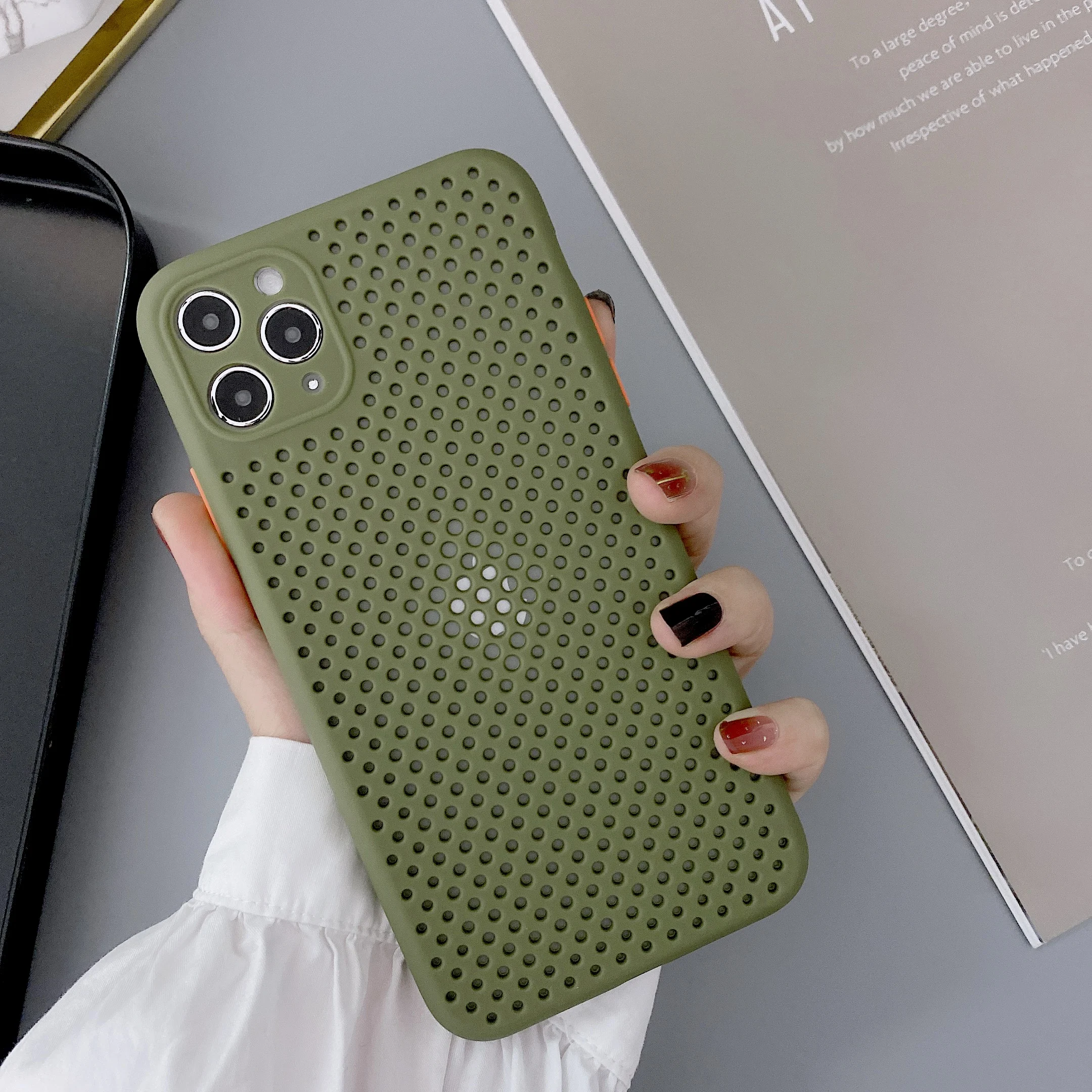 
Heat Dissipation Breathable Cooling Phone Case for iPhone 11 11Pro Max XR XS Max X 8 7 Plus 11Pro 