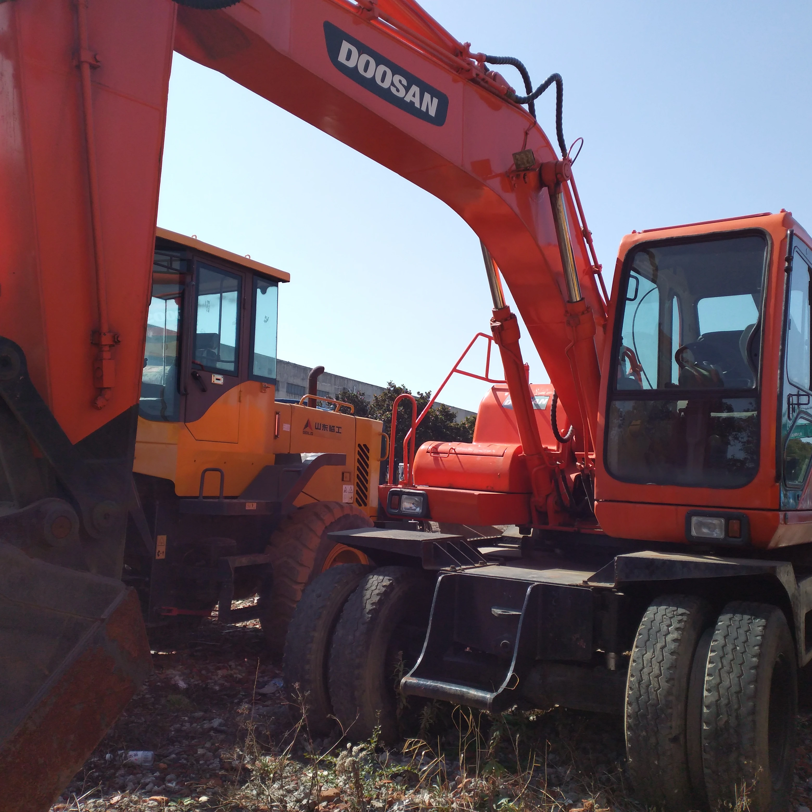 Used Doosan excavator 210W-7 wheel excavator 210W-7/150LC-7 in good condition