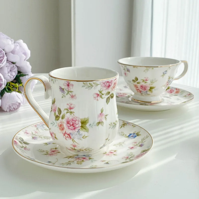 Retro European Floral English Coffee Cup Set Luxury Porcelain Mug with Gold Rim Afternoon Tea Accessible with Saucer