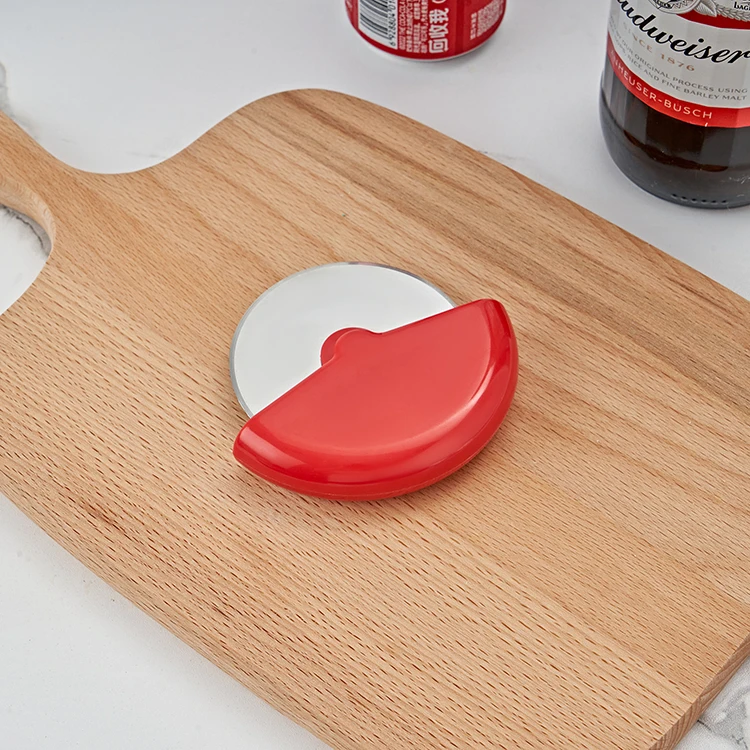 High Quality Kitchen Stainless Steel Round Pizza Cutter Wheel With PP Handle
