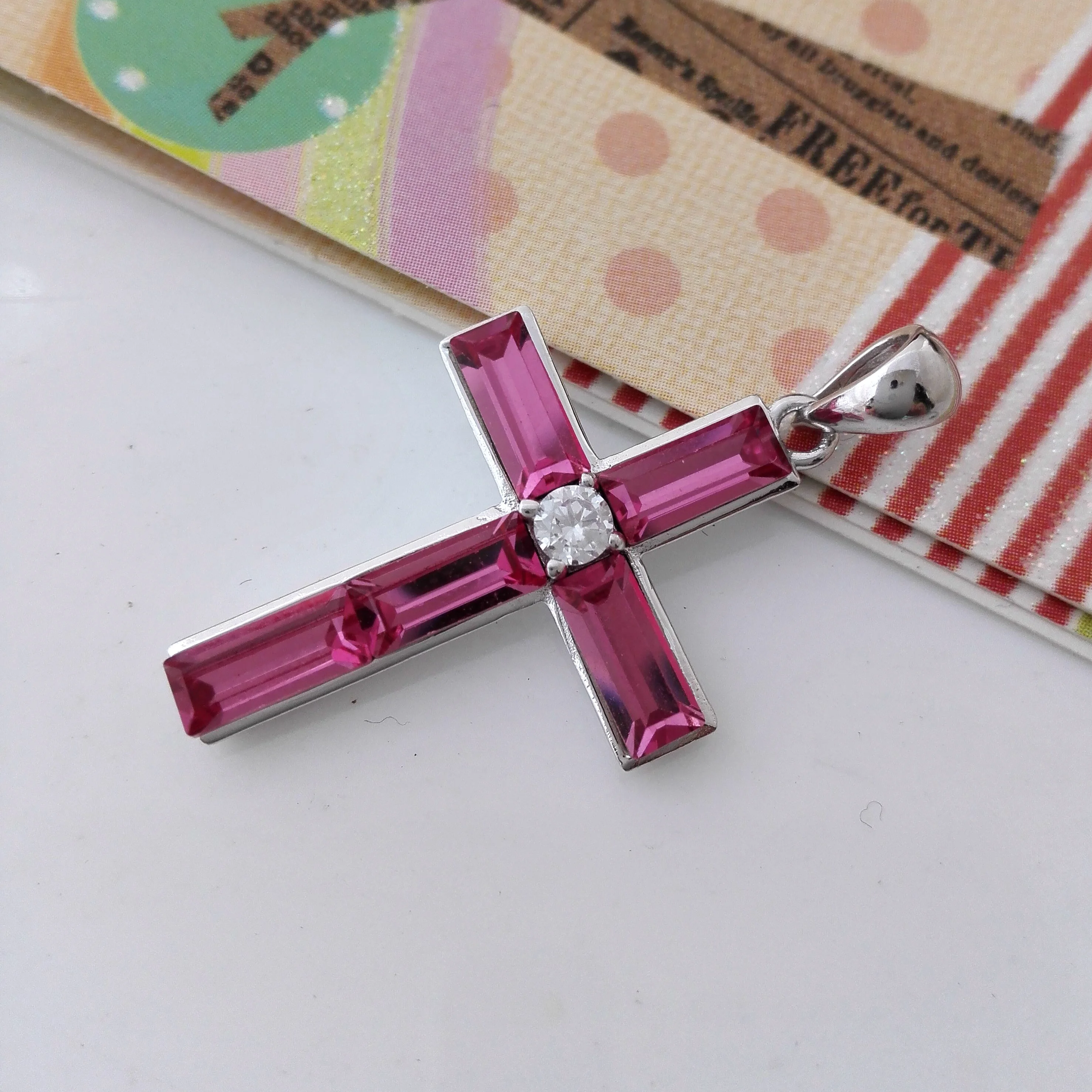 Unique personality classic 925 sterling silver austrian crystal cross pendant friend girlfriends birthday