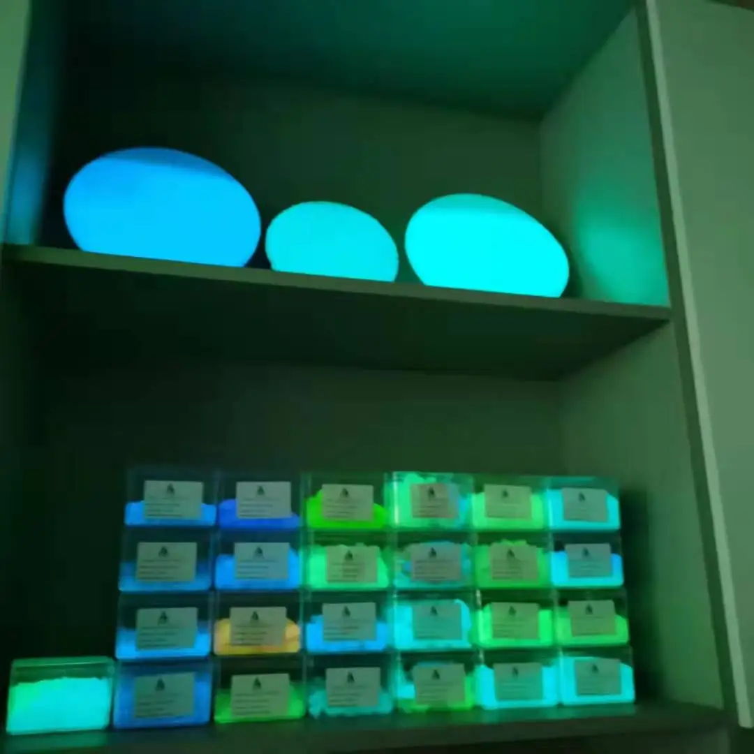 Luminous stone Stones that glow at night