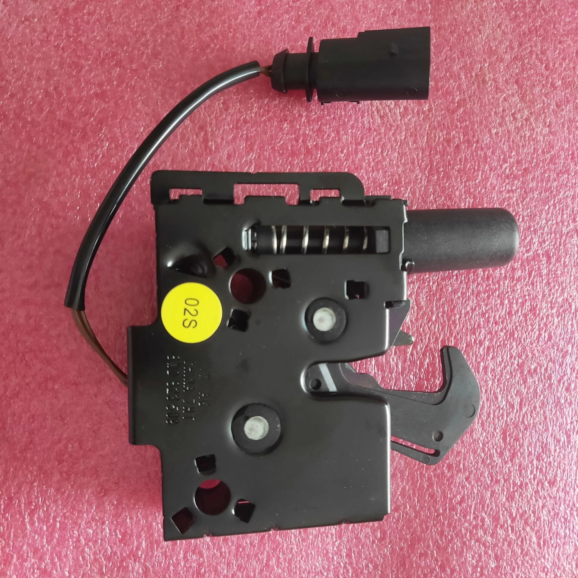 AUSO OEM 8WD823509 Engine Hood Cover Lock Actuator Latch For AUDI 18A4L A6 A6L C6 C7 A4 B8 B9 Q5