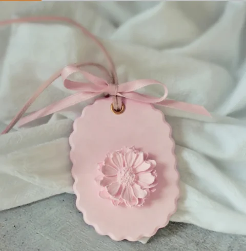 Pink Oval Shaped Hanging Ceramic Aroma Stone Pendant Scented Clay Gypsum Aroma Diffuser Essential Oil Air Freshener