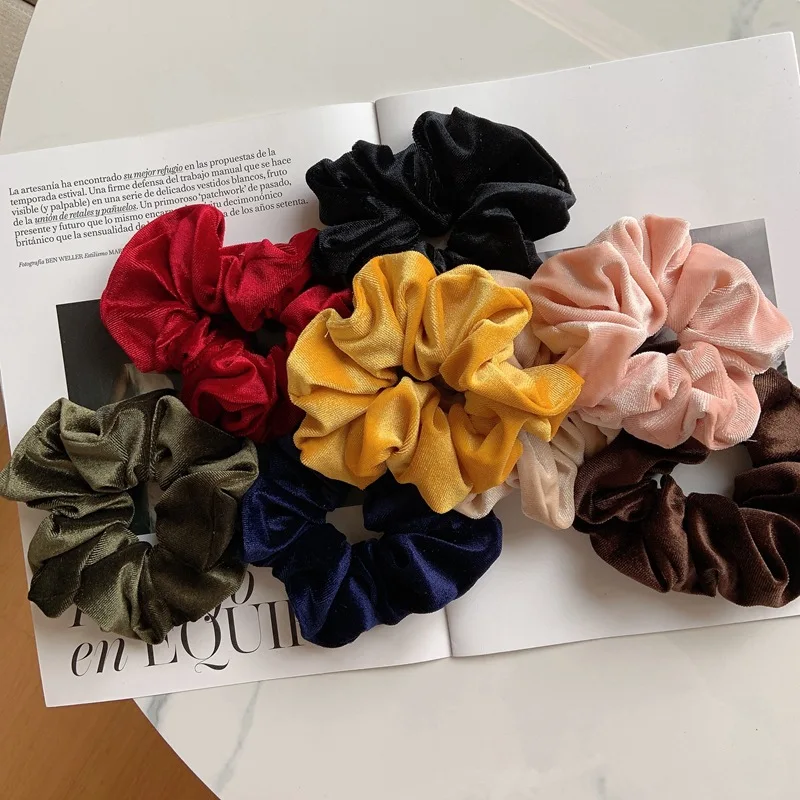Wholesale Custom Korean Fashion Vintage Oversize Colorful Hair Scrunchies Velvet Elastic Hair Band Woman Girls Hair Accessories