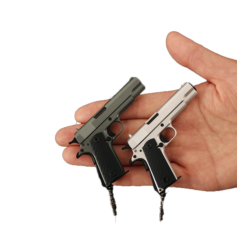 Gun Pistol Realistic 1911 Gun Keychain Metal Pistol Model Mini Shaped Keychain Metal Toy Gun Pistol