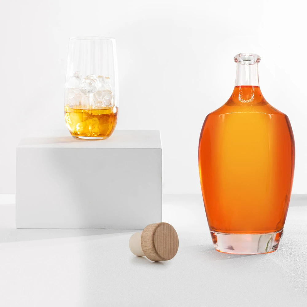 700ml Liquor Glass Bourbon Bottle Spirits Bottles Whiskey Wine Glass Bottle For Gin Rum Alcohol Whisky Vodka Fill