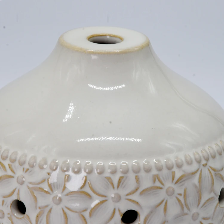 White Pillar Leaf  Pattern Hollow Out Ceramic Cover Glossy Electric Diffusers Essential Oils LED light Changing