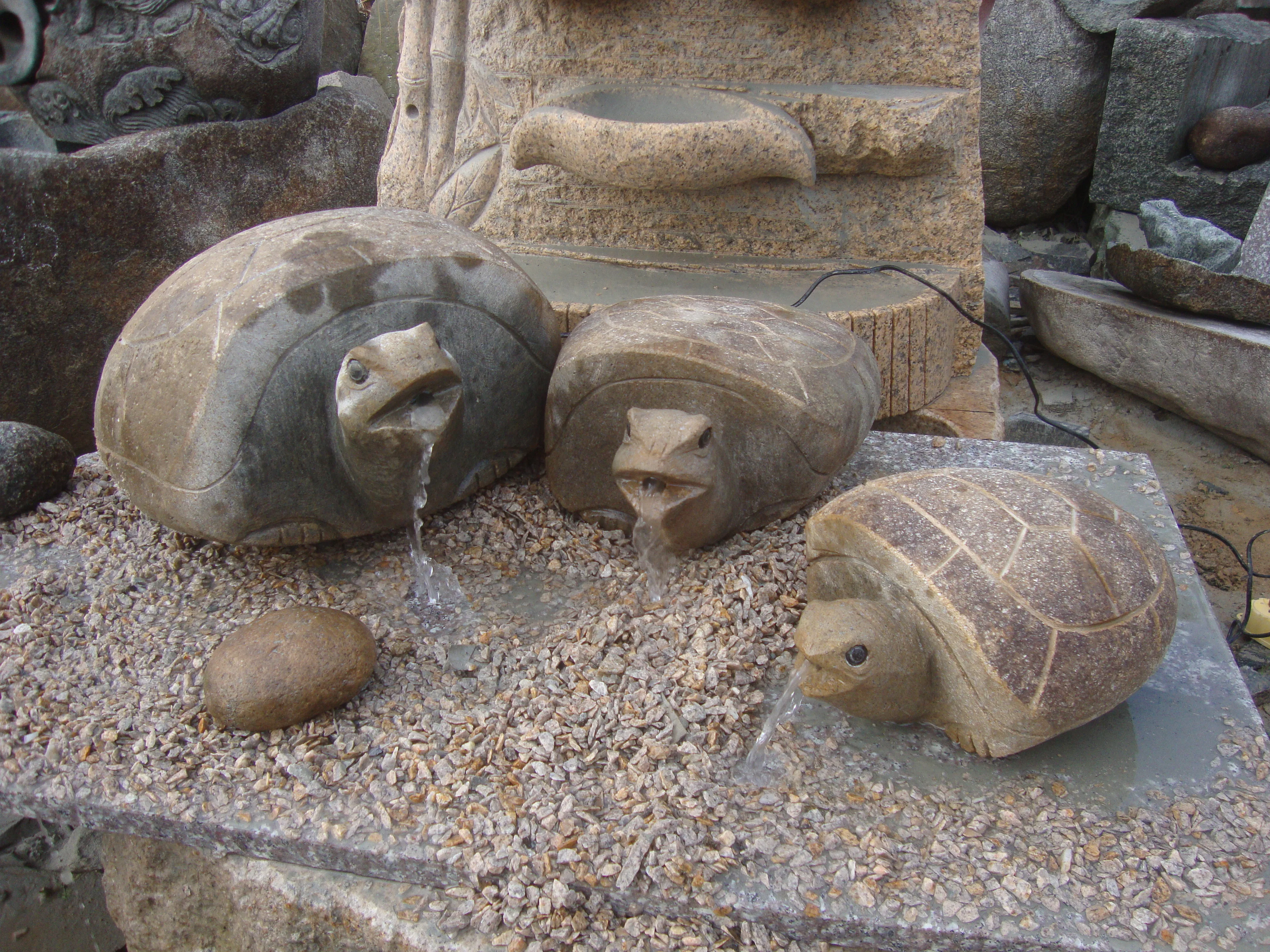 Natural Boulder Hand Carved Cobble Stone Turtle Animal Carving for Garden Yard Lawn Decor