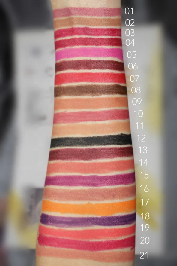 Lip gloss vendor custom vegan lip liners lipliner 3 in 1 lip liner private label