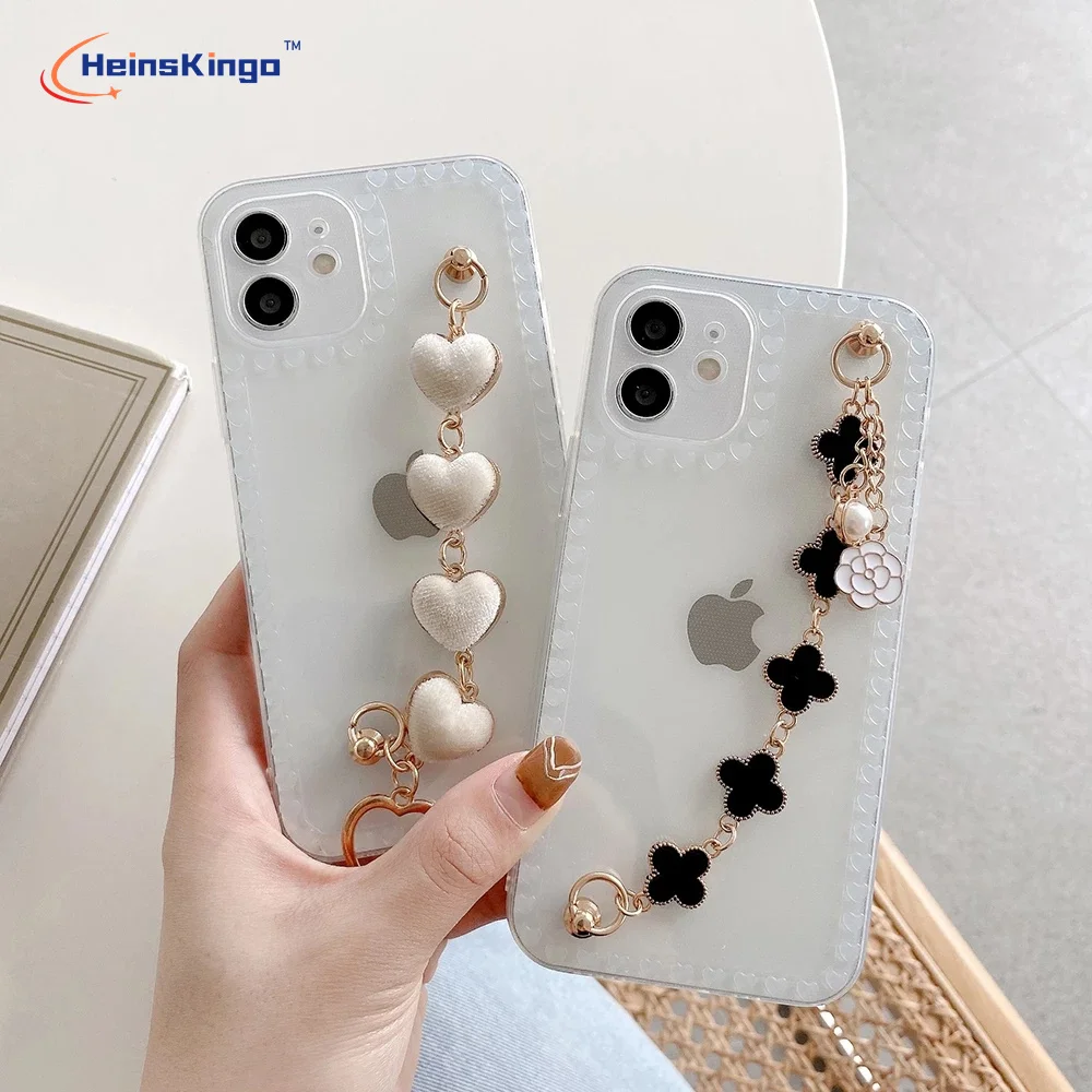 Transparent Pearl Love Chain Wristband Case for IPhone 13 12 Pro Max Mini XR X XS 7 8 Plus 9 Cute Phone Cover Luxury Coque Funda