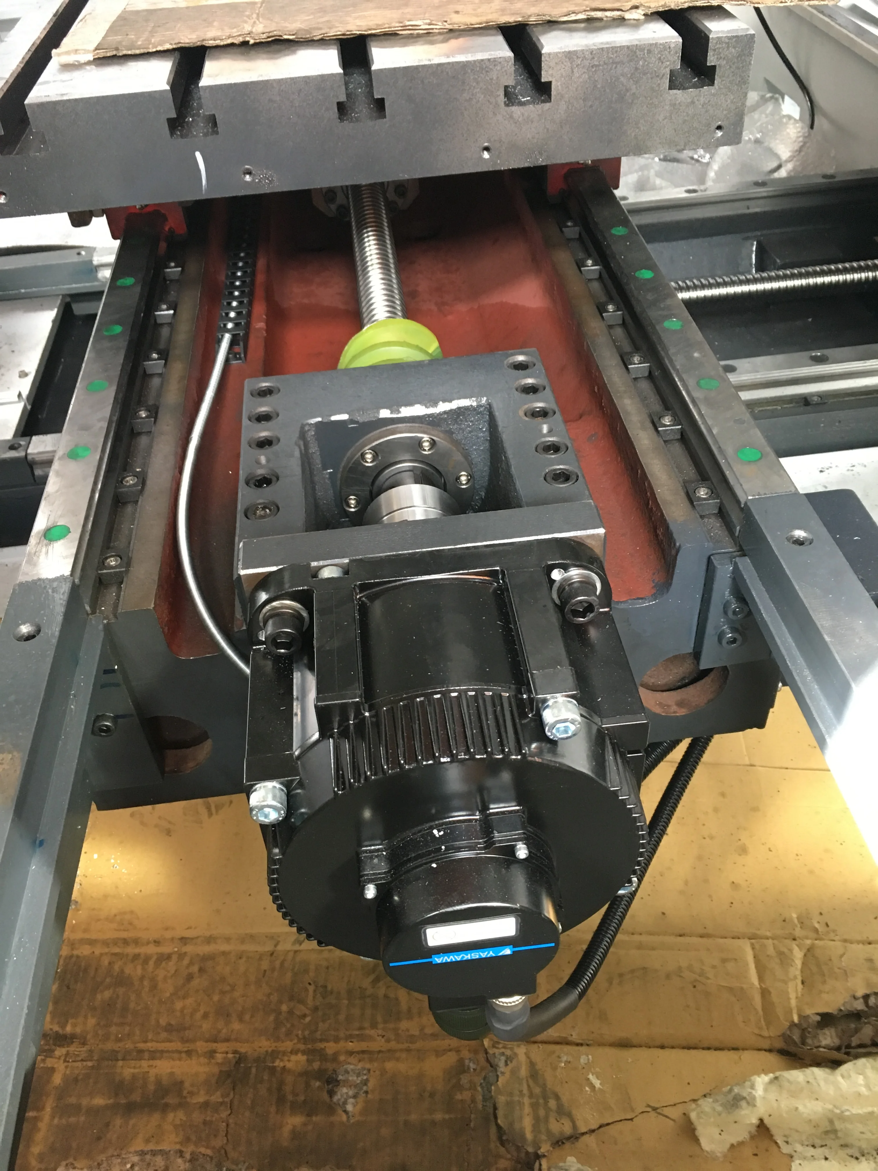 Maxtors TOP Leading Quality High Precision VMC Milling CNC Vertical Machining Centre YMC-1270 XYZ Travel 1200x700x650mm Siemens