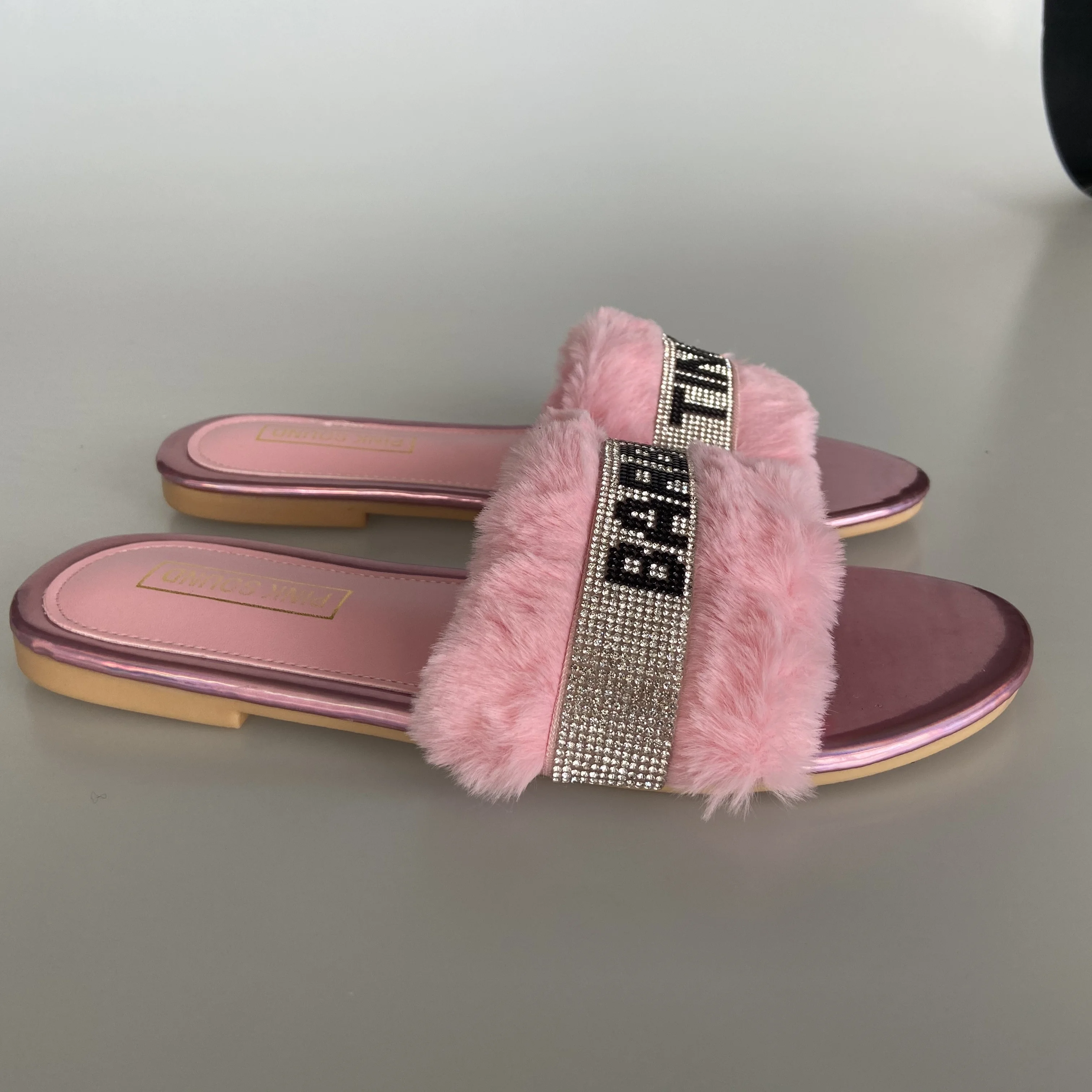 
PDEP latest summer beauty hairy pink slippers rhinestone sandals 2021 ladies shoes for women flat plus size sandals with fur 