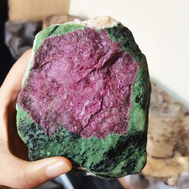 Treasure 100% High Quality Healing Stones Rough Red and Emerald Quartz Stone for Decoration Wholesale Natural Raw Red Green Love