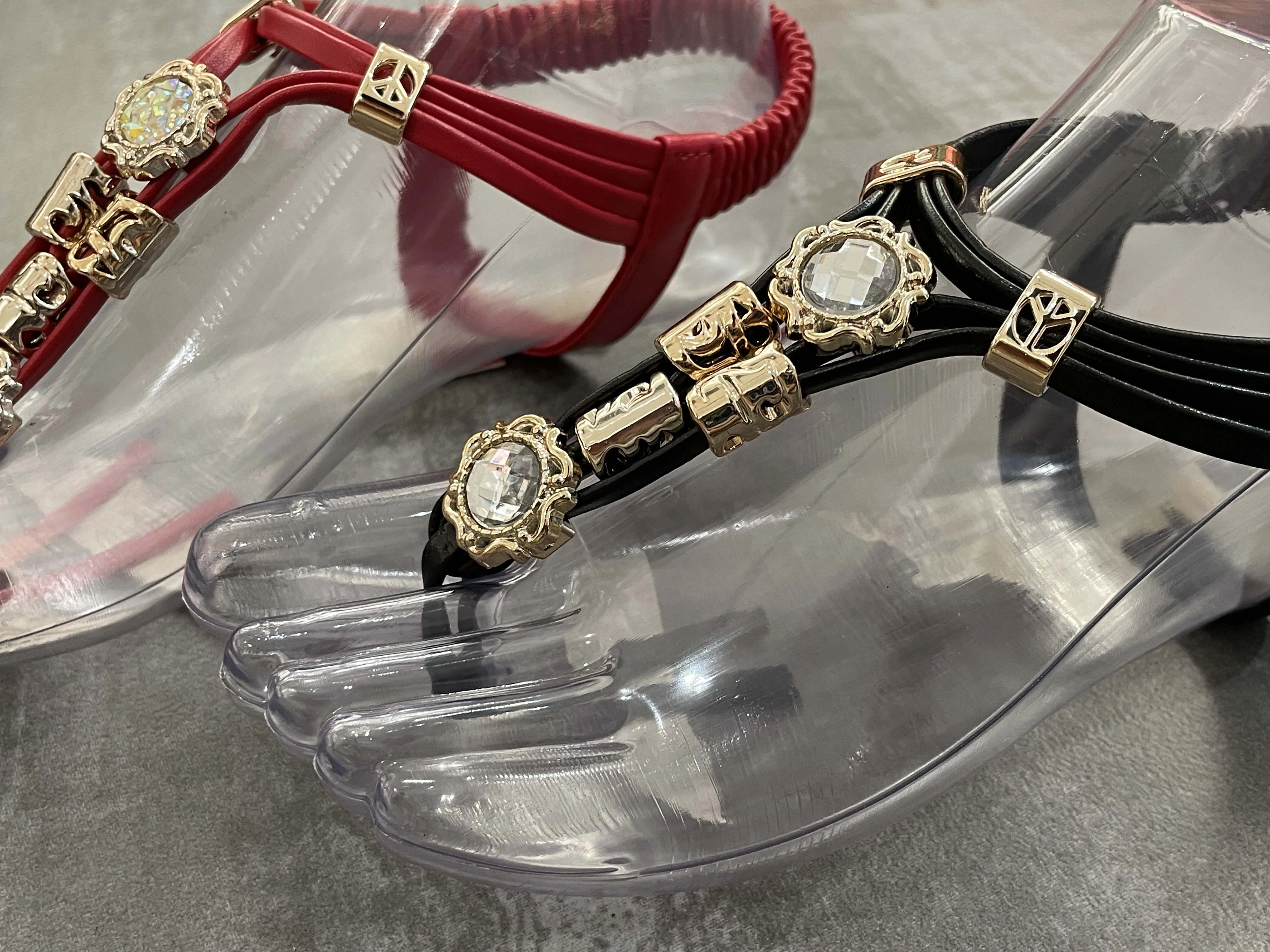 Прямая продажа с завода, женские сандалии из искусственной кожи, декоративный верх