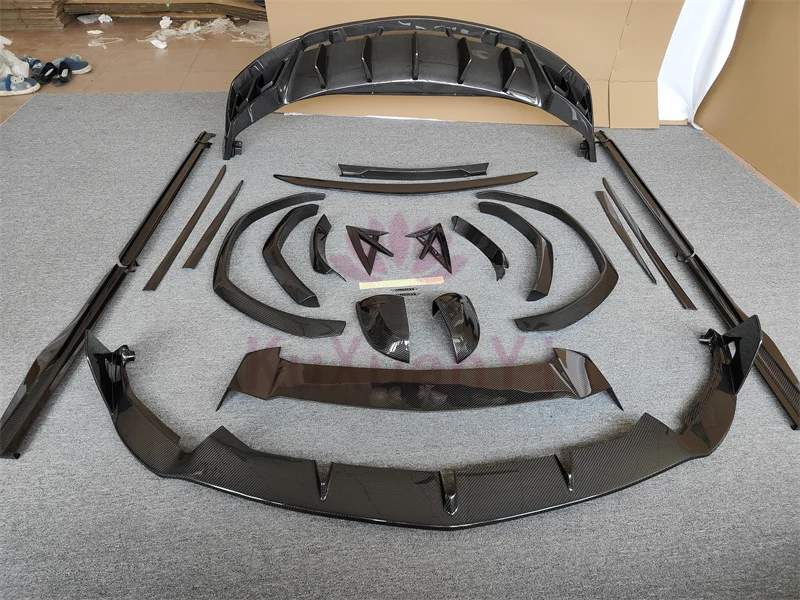 MSY style body kit is used for Lambor URUS carbon fiber front bar edge side skirt rear diffuser rear spoiler body decoration