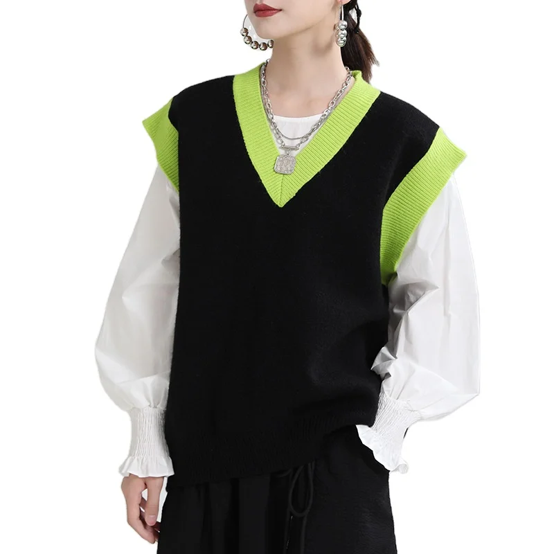 2021 Autumn and Winter Designer Fashionable Simple Contrast Color V-neck Knitted Vest Loose Slimming Top for Women 2516