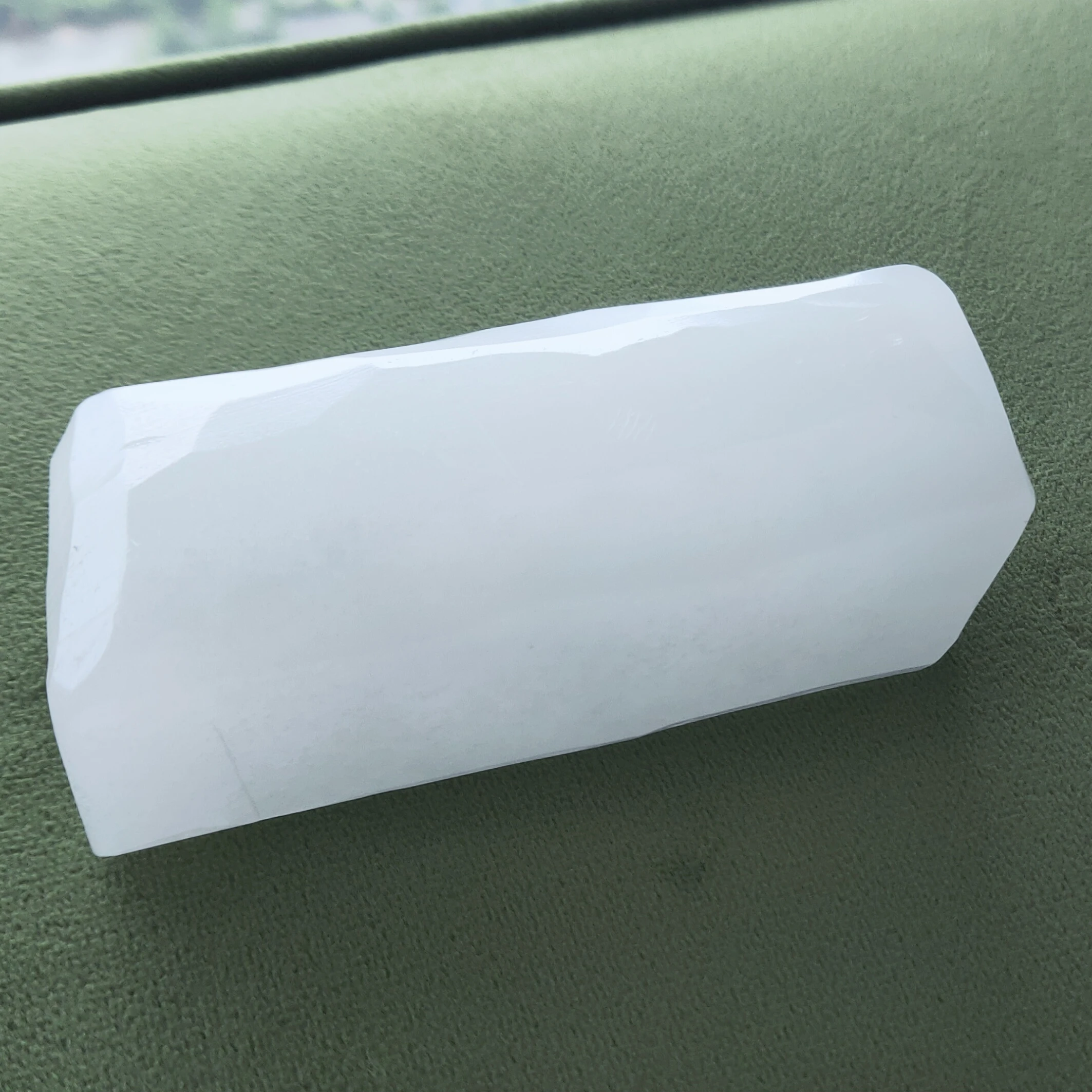 
Fully refined paraffin wax tolerable on the skin 