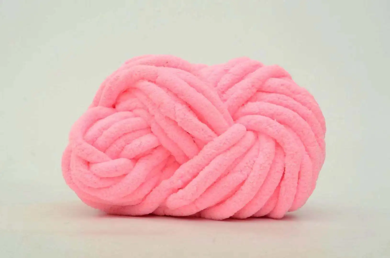 250g 2cm Hand Knitting Crochet Bulky Thick Giant Fancy 100% Polyester Soft Chunky Chenille Yarn