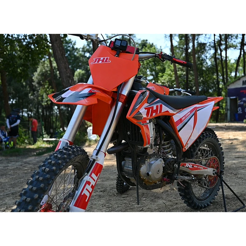 2023 High-end Racing Motocross Enduro Motorcycle 250cc 2 Stroke Dirt Bike Off-road Motorcycle for Adults