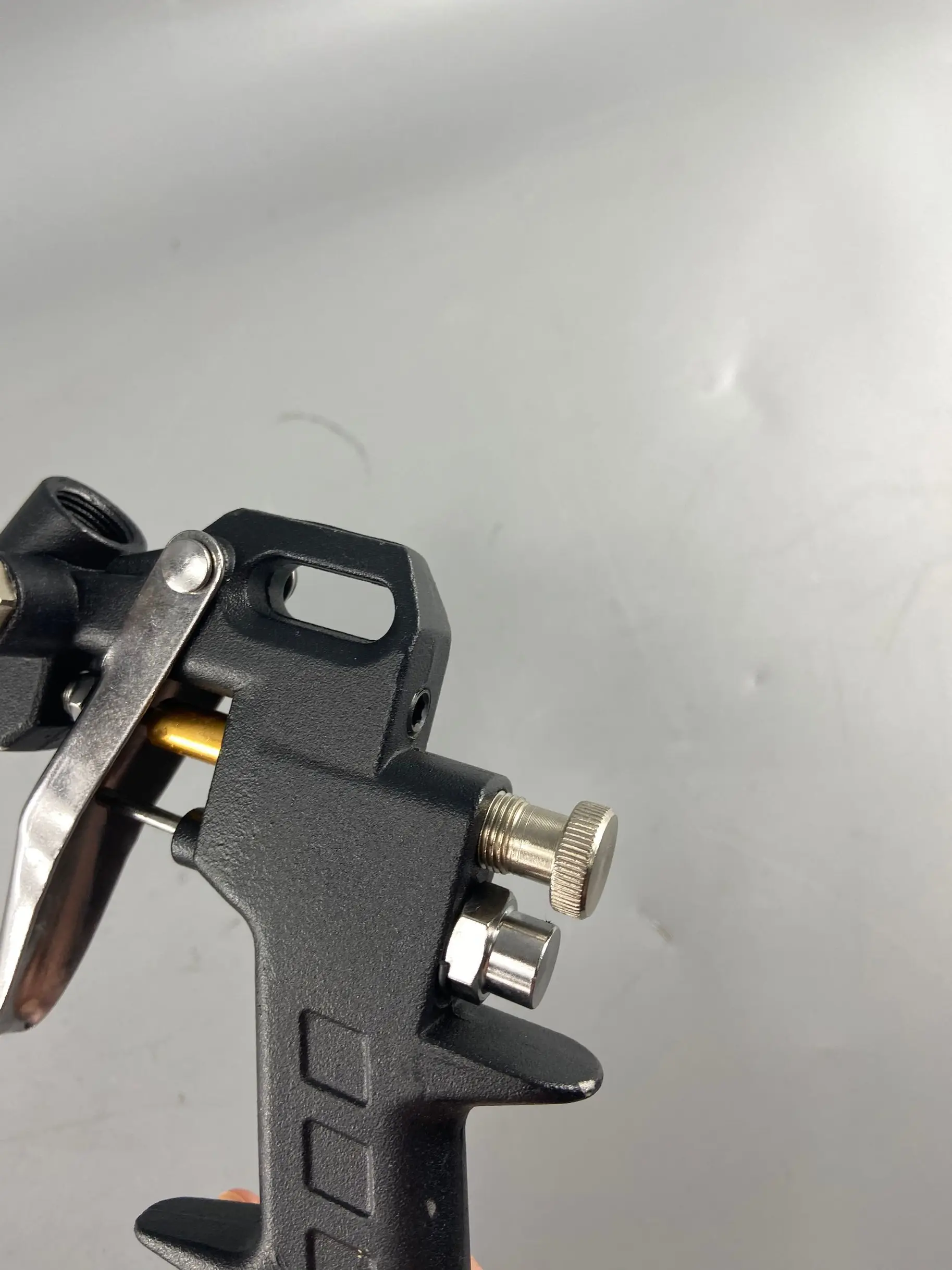 S990 Air Tools Portable Paint Pneumatic Spray Gun Handheld Paint Machine Paint Sprayer 1.5mm Nozzle