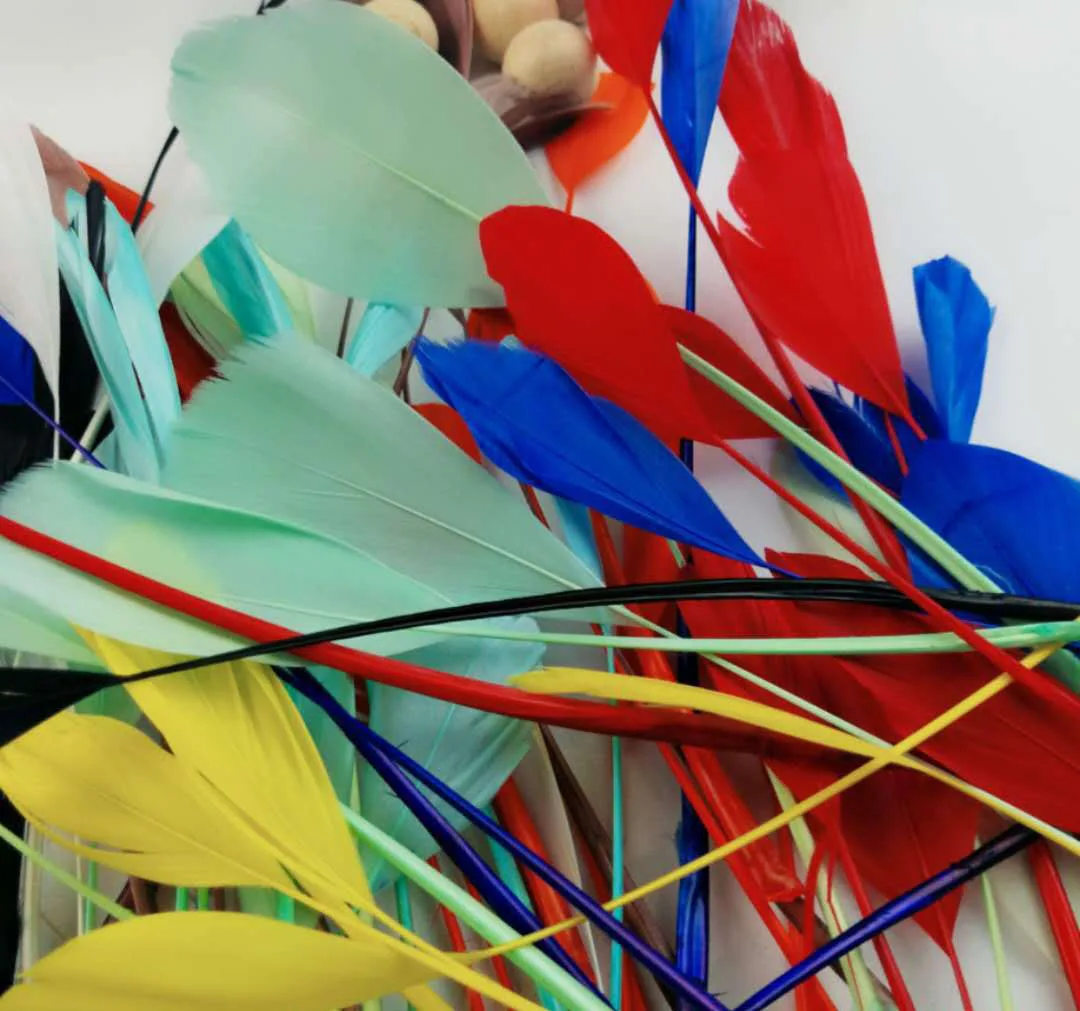 100pcs/pack High Quality  Handmade Trimmed Goose Biot  Feather Stripped White Geese Plumes Feather for Clothes Diy Decoration