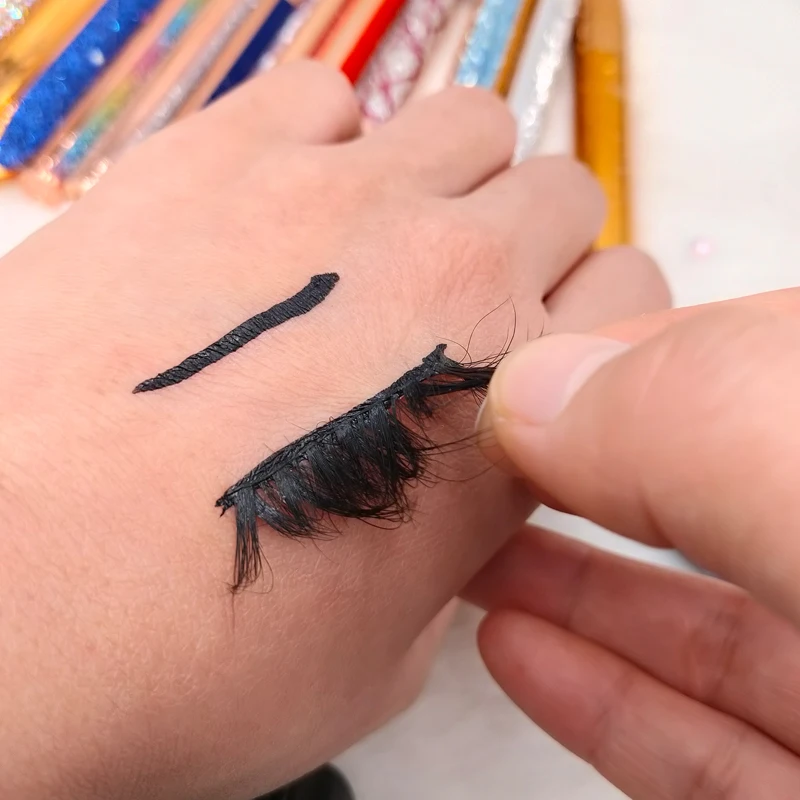 Liquid Mineral Line Eyeline Lashes Lash Gule Free Glue Vegan Waterproof Adhesive Magic Eyeliner Pen Lash Glue