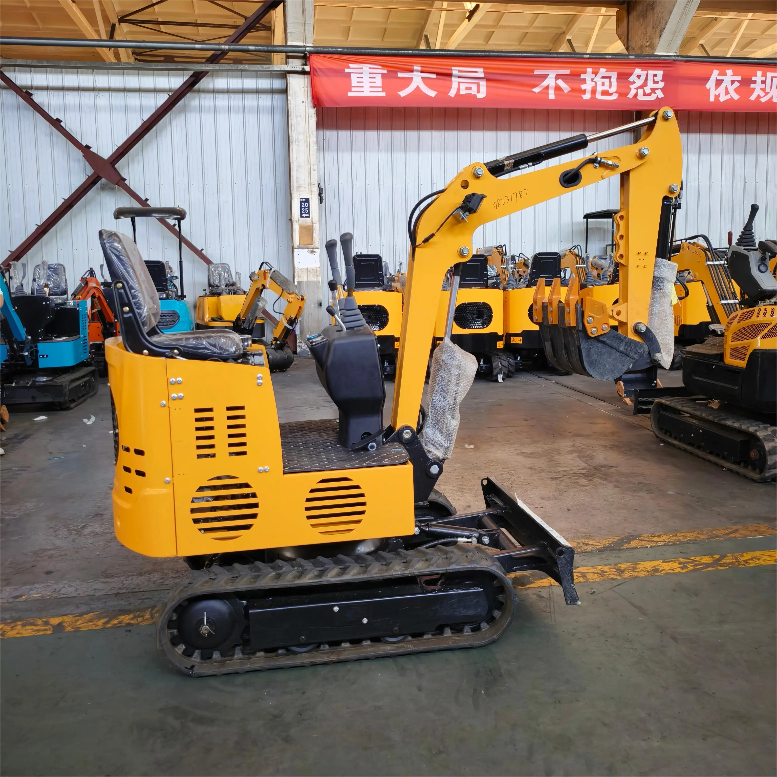 Hot Selling Construction Machinery Excavator 1.2Ton Hydraulic Tracked Excavator